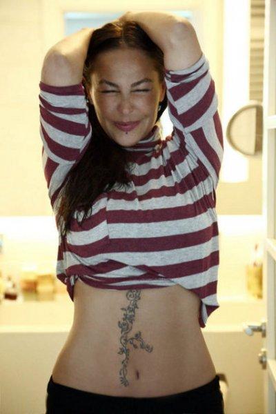 Hülya Avşar Şamdan Dergisi için kamera karşısına geçti