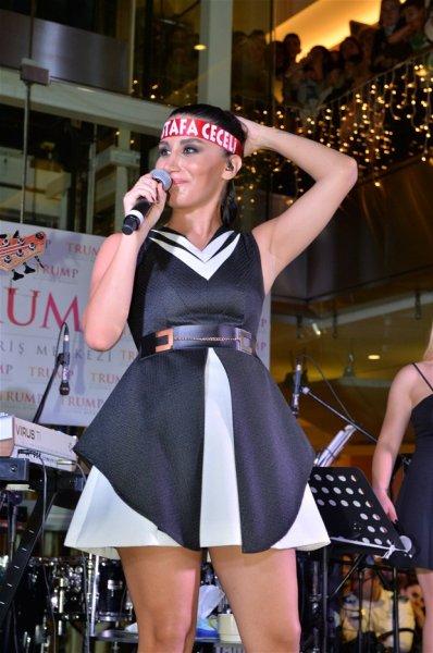 İrem Derici: Ben dişi Mustafa’yım