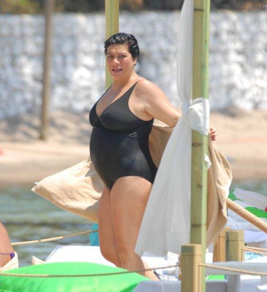 Işın Karaca 100 kilodan 75'e düştü 