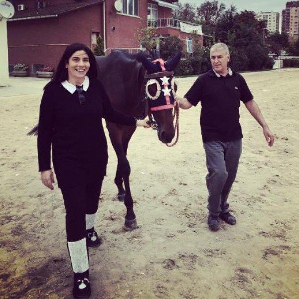 Işın Karaca 100 kilodan 75'e düştü 