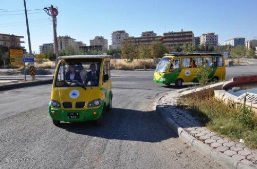 Türkiye'nin ilk güneş enerjisi ile çalışan aracı - Resim 3