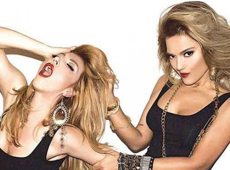 Hande Yener oğlu Çağın'ın doğum gününe sevgilisiyle gitti 