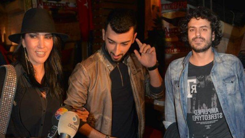 Hande Yener oğlu Çağın'ın doğum gününe sevgilisiyle gitti 