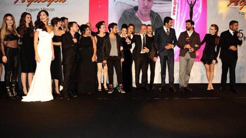 5. Ayaklı Gazete TV Yıldızları Ödülleri sahiplerini buldu 