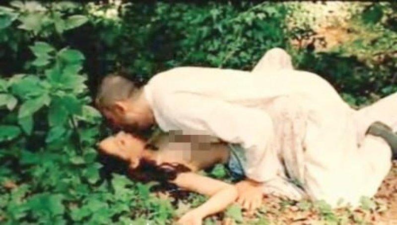 Nurgül Yeşilçay'dan cesur sahneler