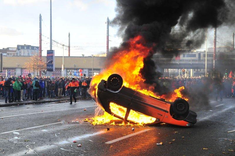 BBC Türkçe'nin dili Taksim'de başka Brüksel'de başka