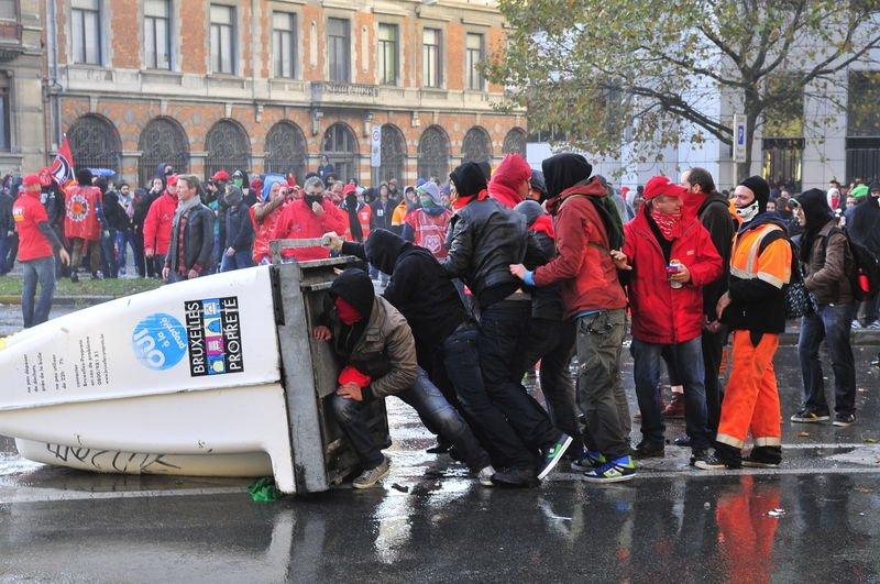 BBC Türkçe'nin dili Taksim'de başka Brüksel'de başka
