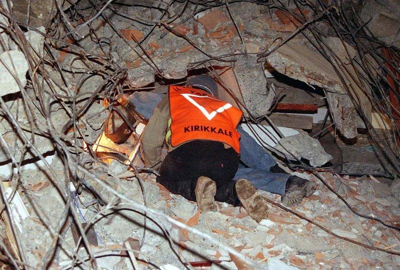 Düzce Depremi'nin üstünden 15 yıl geçti