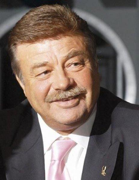 Yeşilçam'ın usta oyuncuları şimdilerde yardımcı oyuncu oluyor 