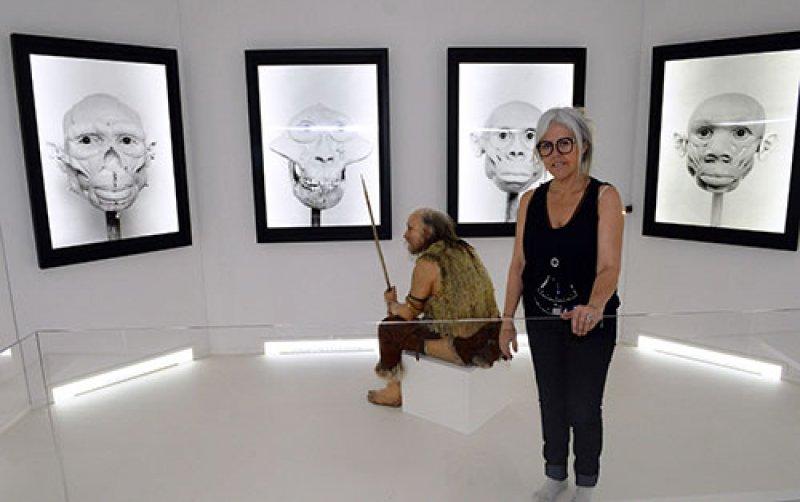 Elisabeth Daynes silikon model üretti 