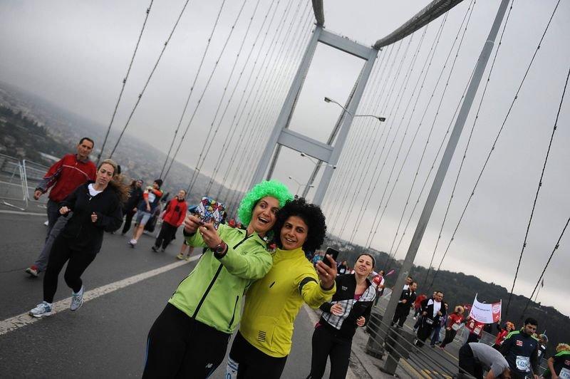 36. Vodafone İstanbul Maratonu'ndan ilginç kareler