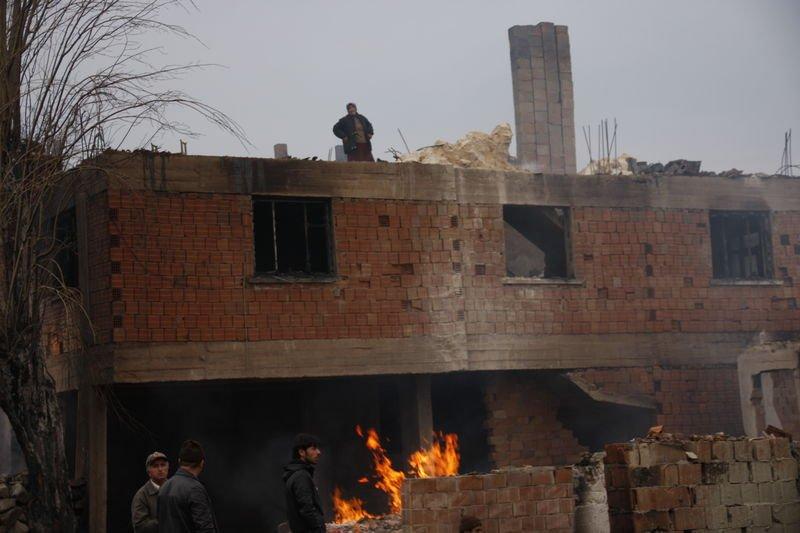 Çorum'da çıkan yangında 29 ev kül oldu