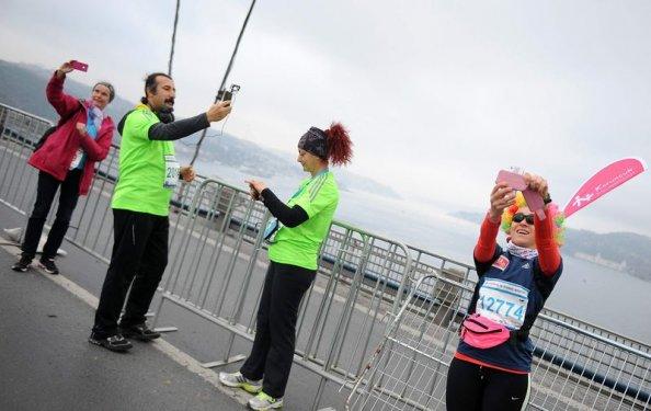36. Vodafone İstanbul Maratonu'ndan ilginç kareler