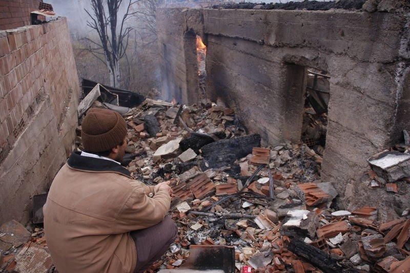 Çorum'da çıkan yangında 29 ev kül oldu