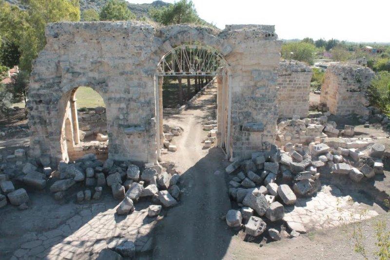 Türkiye'nin ikinci Efes'i Anavarza Antik Kent 