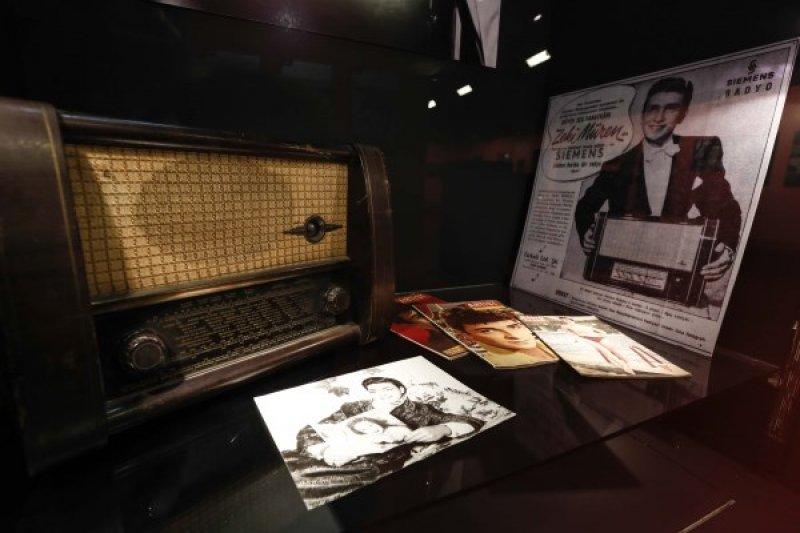 "İşte Benim Zeki Müren" sergisi açıldı 