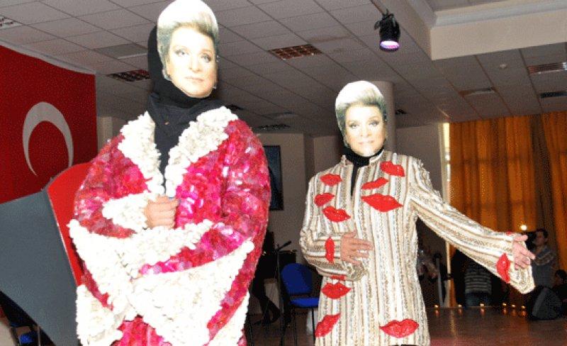 "İşte Benim Zeki Müren" sergisi açıldı 