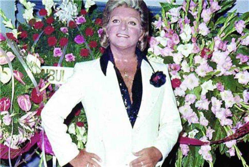 "İşte Benim Zeki Müren" sergisi açıldı 