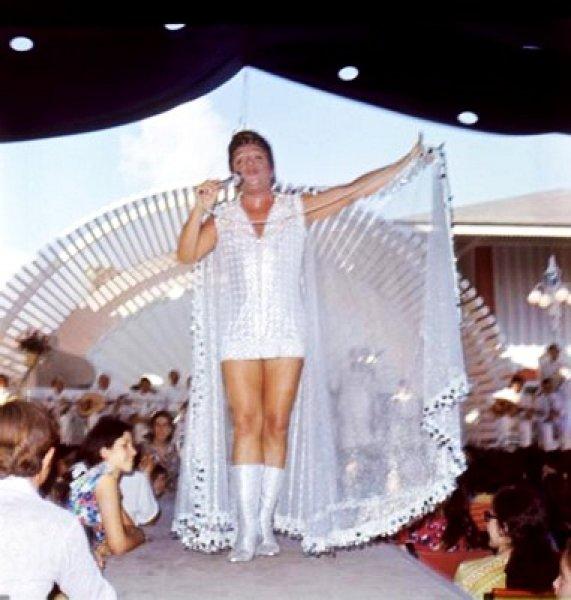 "İşte Benim Zeki Müren" sergisi açıldı 