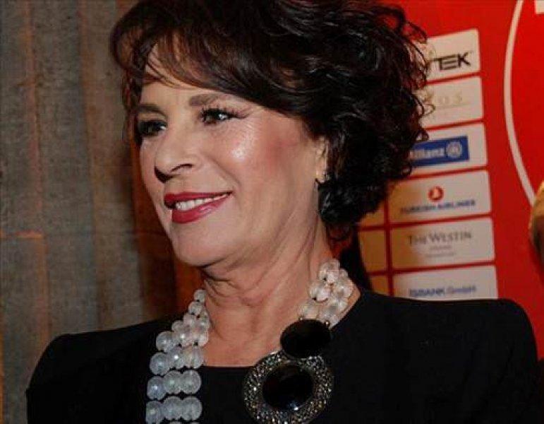 Ünlü oyuncuların bilinmeyen yaşları 