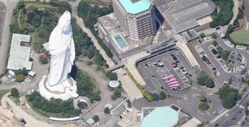 Dev heykellerin görünmeyen yüzü 