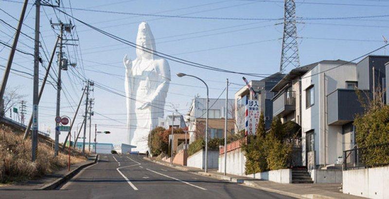 Dev heykellerin görünmeyen yüzü 