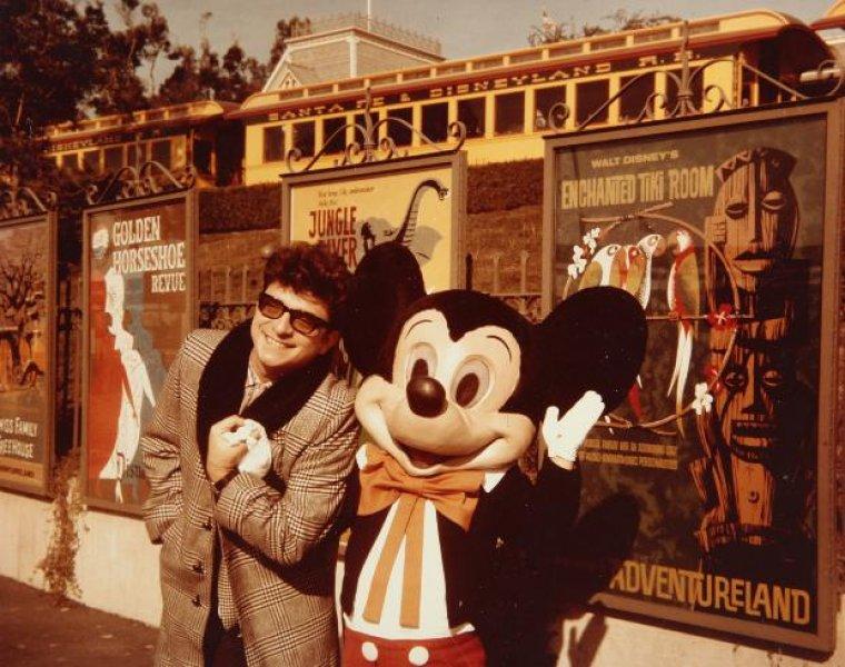 Zeki Müren sergisi açıldı