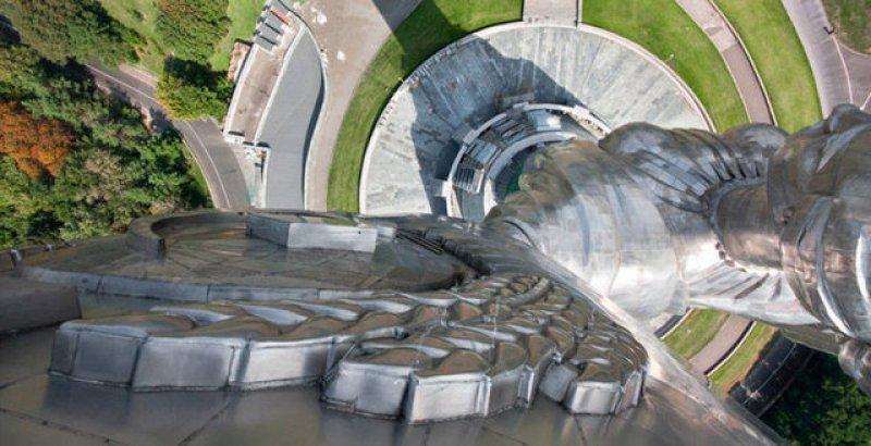 Dev heykellerin görünmeyen yüzü 