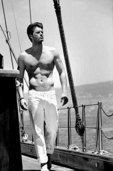 Kıvanç Tatlıtuğ Fransız sinema seyircisiyle buluşacak