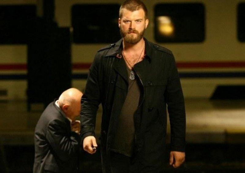 Kıvanç Tatlıtuğ Fransız sinema seyircisiyle buluşacak