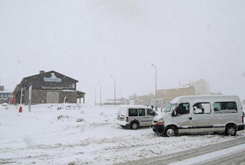 Erciyes'te kar kalınlığı 10 santimetreye ulaştı