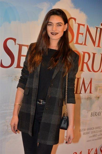 Seni Seviyorum Adamım Filmin  gala gecesi yapıldı 