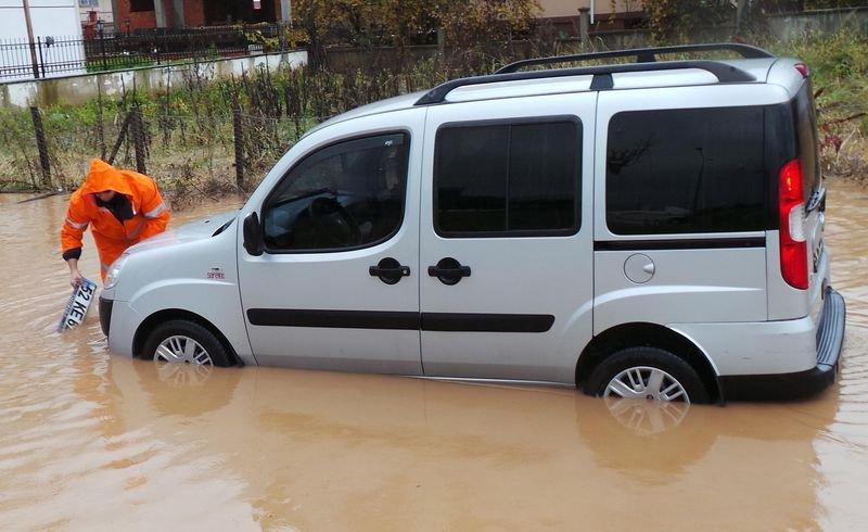Ordu'da sel hayatı felç etti