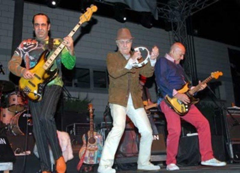 Geçmişten bugüne MFÖ