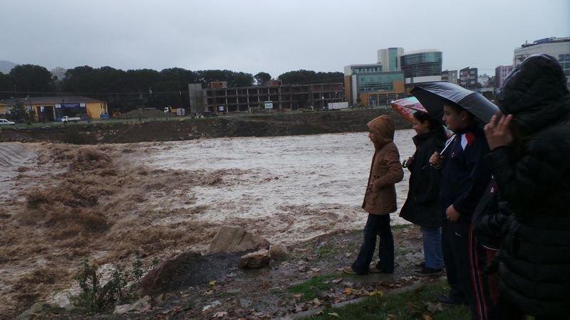 Ordu'da sel hayatı felç etti