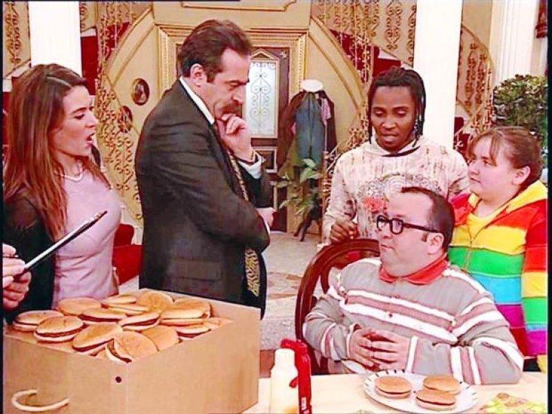 Çocuk oyuncu Jale Azaklı'nın inanılmaz değişimi