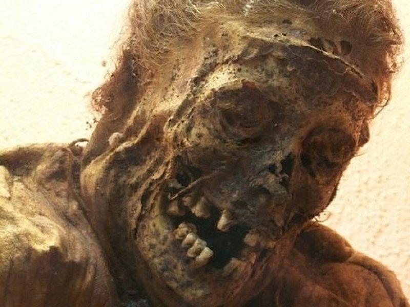 Çin'de 300 yıllık mumya bulundu