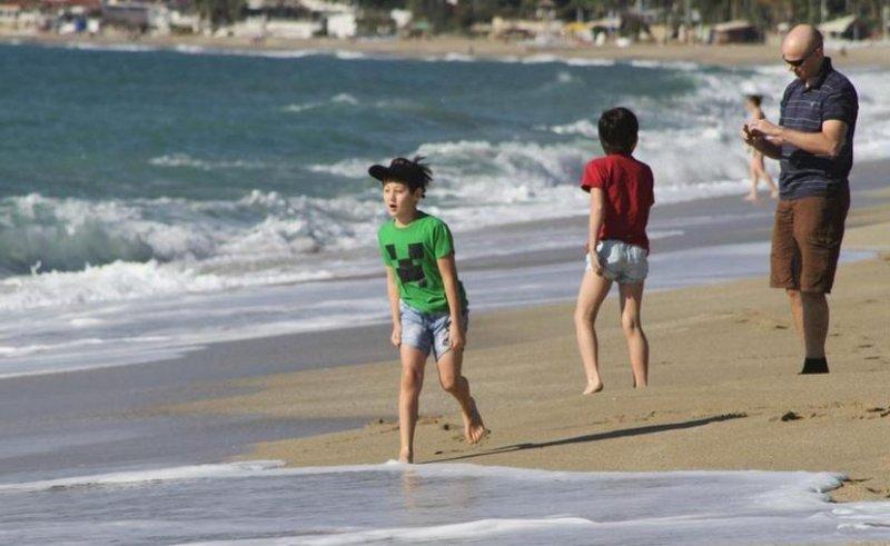 Antalya’da iki mevsim bir arada yaşanıyor