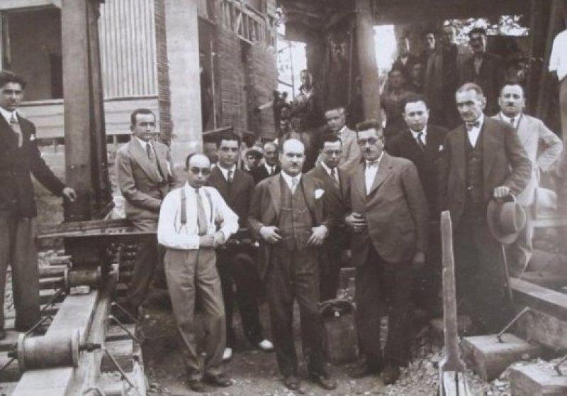 Atatürk Yalova'daki ağacın kesilmesini engellemişti