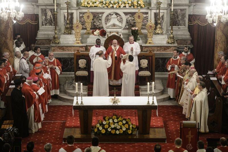 Emir Sarıgül Papa'yla buluştu