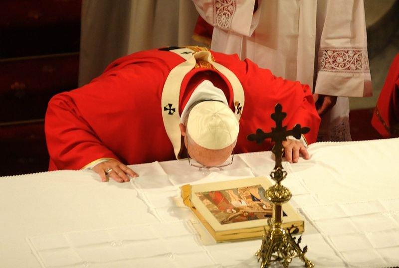 Emir Sarıgül Papa'yla buluştu