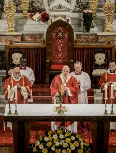 Emir Sarıgül Papa'yla buluştu