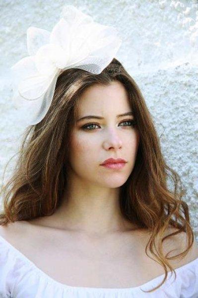 İpek Yaylacıoğlu İlkokul aşkıyla evleniyor