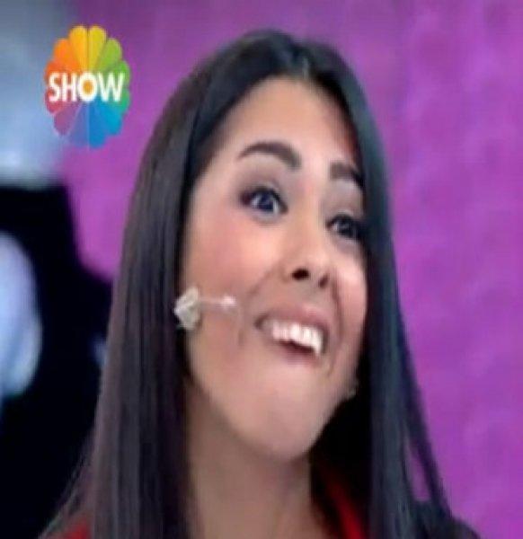 Binbir surat Ayşegül Melisa Doğan