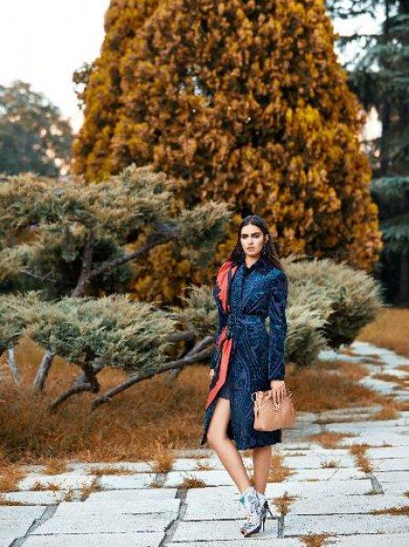 Türkiye güzeli Amine Gülşe ilk 20'ye girdi