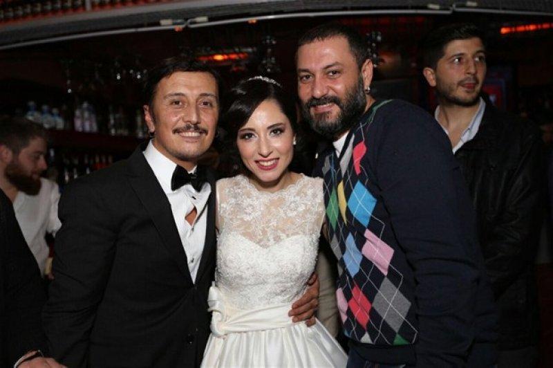 Güldür Güldür oyuncusu Ayşegül Akdemir evlendi