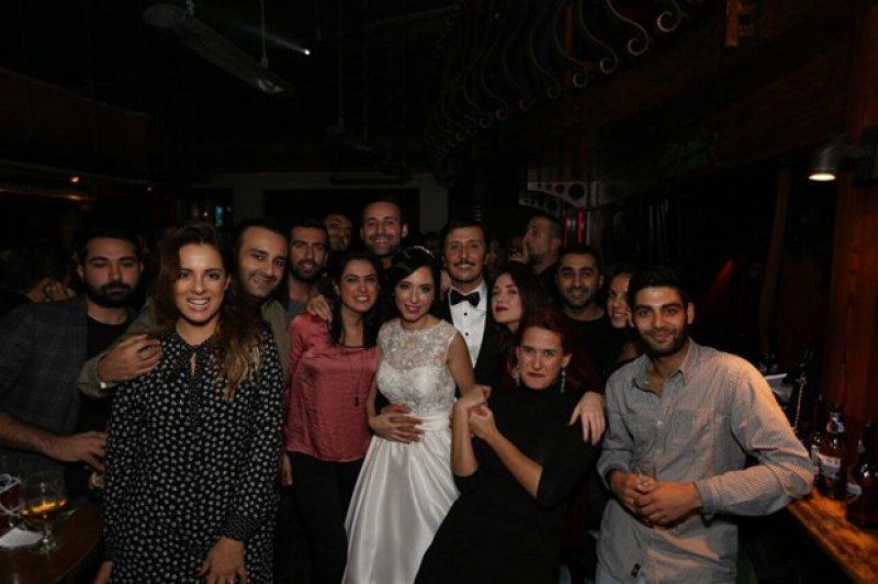 Güldür Güldür oyuncusu Ayşegül Akdemir evlendi