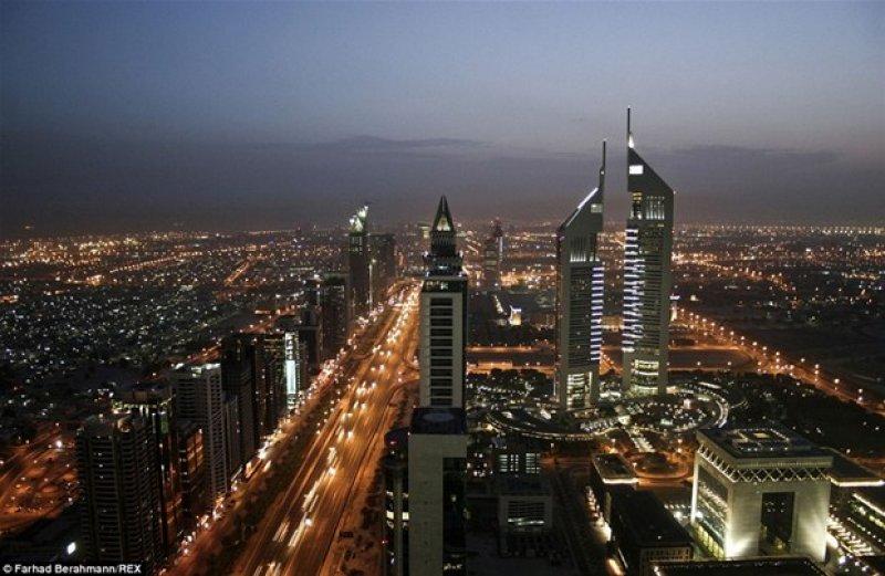 Lüks ve ihtişam içindeki Dubai'nin bilinmeyen yüzü
