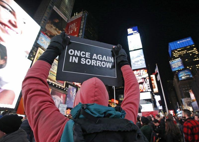 Polise takipsizlik kararı ABD'lileri sokağa döktü