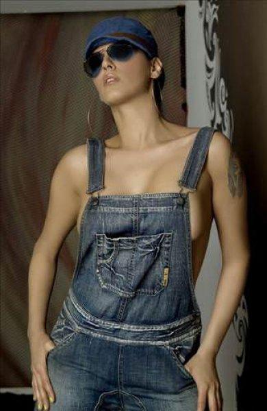 Nida-Niran Ünsal fotoğrafları